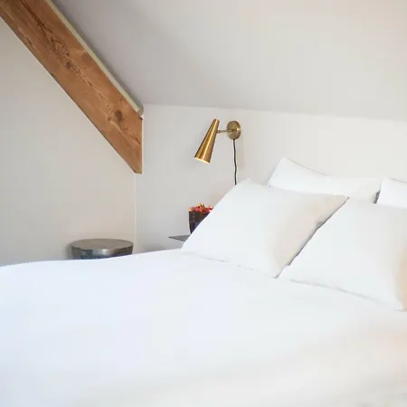 B&B B'guest Sleep & Retreat