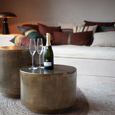 B'guest Sleep & Retreat 4* 브뤼헤